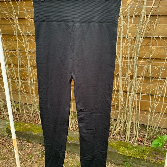 Women’s Leggings 2 large Pink brown and 1 Black XL - Picture 3 of 5